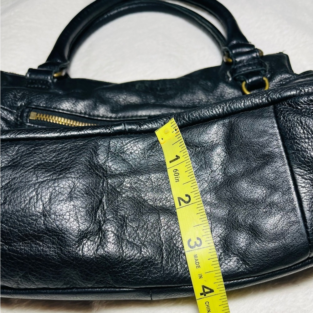 LIEBESKIND Elegant Black Women’s Handbag‎ - Picture 9 of 10